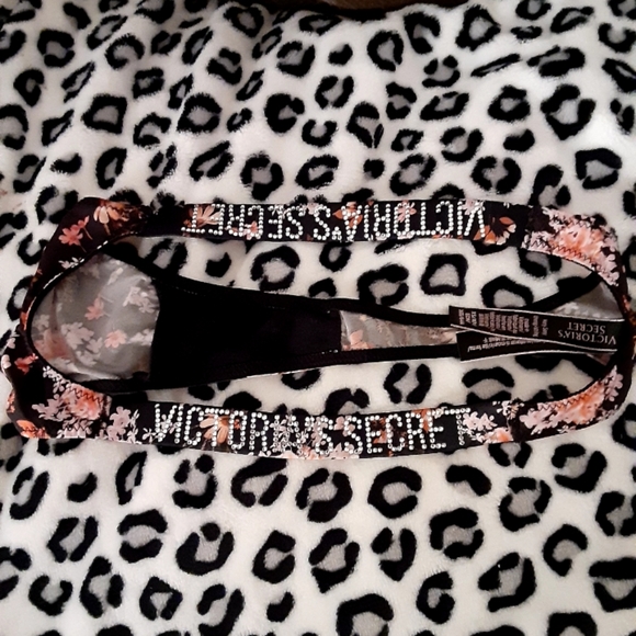 2pc Victoria Secret set - Picture 13 of 14